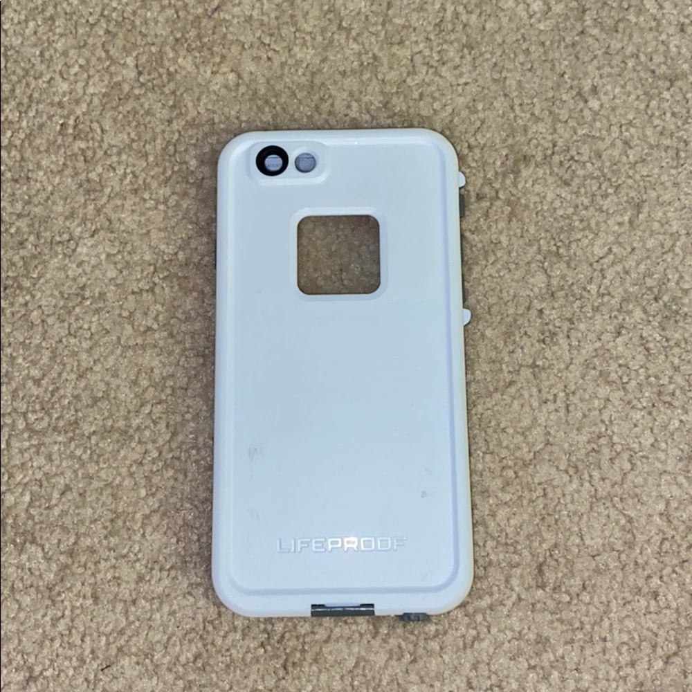 White Lifeproof Case for IPhone 6s